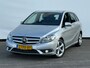 Mercedes-Benz B-klasse 180 Ambition Navigatie | Stoelverwarming | Sportvelgen | Clima | Cruise | Hoge zit !!