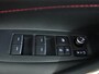 Toyota Corolla 2.0 Hybrid Executive | Parkeer sensoren | Navigatie | Head-Up display |