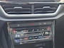 Volkswagen T-Roc 1.5 TSI R-Line Edition Virtual Cockpit Stuur/Stoelverwarming PDC V+A Camera
