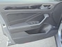 Volkswagen T-Roc 1.5 TSI R-Line Edition Virtual Cockpit Stuur/Stoelverwarming PDC V+A Camera
