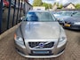 Volvo V70 2.5FT Summum 230PK LEER / XENON / TREKHAAK