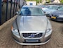 Volvo V70 2.5FT Summum 230PK LEER / XENON / TREKHAAK