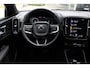 Volvo XC40 T4 Automaat Recharge R-Design | All Season banden | Panoramadak | Adaptieve Cruise Control | BLIS | Elek. Bed. voorstoel met Memory | Verwarmbaar stuurwiel | Verwarmbare voorstoelen | 360 graden camera | Harman Kardon geluidsinstallatie | Extra getint glas |