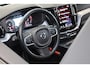 Volvo XC60 B5 250PK Momentum Exclusive | 360º | HK Audio | panoramadak | Black Pack | Adap Cruise | Head-Up