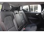 Volvo XC40 B3 163PK AUT7 Core | Lederen Bekleding | Stoel & Stuurverwarming | Park Assist voor+achter & Camera | Google Services | Elektrische Achterklep | Full LED |