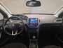 Peugeot 2008 1.2 PureTech Signature Automaat | Trekhaak| Navigatie | Parkeersensoren | DAB | Cruise Controle | Airco | Bestuurdersstoel in hoogte verstelbaar | Bluetooth telefoonvoorbereiding