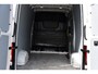 Volkswagen Crafter 35 2.0 TDI L3H3 PB Edition Camera, Cruise, Carplay, Trekhaak, multimedia, 140pk, Automaat, Uniek!