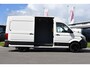 Volkswagen Crafter 35 2.0 TDI L3H3 PB Edition Camera, Cruise, Carplay, Trekhaak, multimedia, 140pk, Automaat, Uniek!