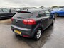 Kia Rio 1.2 CVVT Super Pack Navigatie, airconditioning, parkeersensoren achter, afneembare trekhaak, keyless, cruise control, Nieuw geleverd en volledig dealeronderhouden