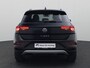 Volkswagen T-Roc 1.5TSI/150PK Life DSG · Navigatie · Apple/Android · Camera + Parkeersensoren · Garantie tot februari 2027