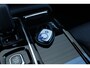 Volvo V60 2.0 T6 Plug-in Hybrid AWD Plus Dark | HEICO Sportuitlaat Met Klepbediening | HEICO Bodykit | Diffusor | Voorspoiler | Zijskirts | Spoorverbreders | 19 Inch Lichtmetalen Velgen | Lederen Bekleding | Panoramadak | Getint Glas | Elektrisch Verstelbare Voorstoelen Met Geheugen | High Performance Audiosysteem | Google Services |
