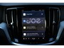 Volvo V60 2.0 T6 Plug-in Hybrid AWD Plus Dark | HEICO Sportuitlaat Met Klepbediening | HEICO Bodykit | Diffusor | Voorspoiler | Zijskirts | Spoorverbreders | 19 Inch Lichtmetalen Velgen | Lederen Bekleding | Panoramadak | Getint Glas | Elektrisch Verstelbare Voorstoelen Met Geheugen | High Performance Audiosysteem | Google Services |