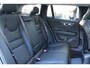 Volvo V60 2.0 T6 Plug-in Hybrid AWD Plus Dark | HEICO Sportuitlaat Met Klepbediening | HEICO Bodykit | Diffusor | Voorspoiler | Zijskirts | Spoorverbreders | 19 Inch Lichtmetalen Velgen | Lederen Bekleding | Panoramadak | Getint Glas | Elektrisch Verstelbare Voorstoelen Met Geheugen | High Performance Audiosysteem | Google Services |