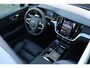 Volvo V60 2.0 T6 Plug-in Hybrid AWD Plus Dark | HEICO Sportuitlaat Met Klepbediening | HEICO Bodykit | Diffusor | Voorspoiler | Zijskirts | Spoorverbreders | 19 Inch Lichtmetalen Velgen | Lederen Bekleding | Panoramadak | Getint Glas | Elektrisch Verstelbare Voorstoelen Met Geheugen | High Performance Audiosysteem | Google Services |
