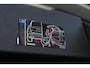 Volvo V60 2.0 T6 Plug-in Hybrid AWD Plus Dark | HEICO Sportuitlaat Met Klepbediening | HEICO Bodykit | Diffusor | Voorspoiler | Zijskirts | Spoorverbreders | 19 Inch Lichtmetalen Velgen | Lederen Bekleding | Panoramadak | Getint Glas | Elektrisch Verstelbare Voorstoelen Met Geheugen | High Performance Audiosysteem | Google Services |