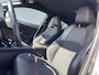 Toyota C-HR 1.8 Hybrid Bi-Tone Plus Trekhaak, dodehoek detectie, navigatie, stoel- & stuurverwarming, achteruitrij camera, parkeersensoren, lederen bekleding, Volledig dealeronderhouden