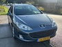 Peugeot 407 SW 2.0-16V Premium ECC Audio-CD/Navigatie El. pakket Cruisecontrol Panoramadak LMV 16" Trekhaak Dealeronderhoud Nw Apk