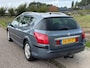 Peugeot 407 SW 2.0-16V Premium ECC Audio-CD/Navigatie El. pakket Cruisecontrol Panoramadak LMV 16" Trekhaak Dealeronderhoud Nw Apk