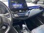 Toyota C-HR 1.8 Hybrid Bi-Tone Plus Stoel- & stuurverarming, navigatie, dodehoek detectie, JBL Premium audio, Volledig dealeronderhouden, achteruitrij camera, adaptieve cruise control