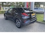 Toyota C-HR 1.8 Hybrid Style Luxury | 1ste EIGENAAR / NL AUTO | LEDER | STOELVERWARMING | CAMERA | KEYLESS |