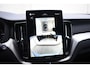 Volvo XC60 T6 350PK AWD Plus Black Edition / Head Up Display / 360 Camera / Panorama Dak / Lederen Bekleding / Elektrische Stoelen / Stuur & Stoelverwarming /