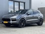 Porsche Cayenne 3.0 340 PK | Achteras besturing | Pano dak | Trekhaak | Leder dashboard | Luchtvering