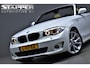BMW 1-Serie Cabrio 125i 218pk 6-Cil. Automaat High Executive Navi/Xenon/Leer/Stoelverw./Trekhaak/Climate/Pdc/Lmv18''