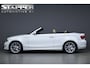 BMW 1-Serie Cabrio 125i 218pk 6-Cil. Automaat High Executive Navi/Xenon/Leer/Stoelverw./Trekhaak/Climate/Pdc/Lmv18''