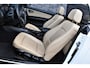 BMW 1-Serie Cabrio 125i 218pk 6-Cil. Automaat High Executive Navi/Xenon/Leer/Stoelverw./Trekhaak/Climate/Pdc/Lmv18''