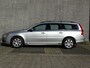Volvo V70 1.6 T4 Momentum Automaat | Afneembare trekhaak |