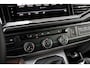 Volkswagen Transporter 2.0 TDI L2H1 150PK DIRECT RIJDEN BULLI SPECIAL / LEDEREN BEKLEDING / DUBBEL CABINE / NAVIGATIE / ACTIVE