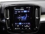 Volvo XC40 B4 211pk Plus Dark / Harman&Kardon / El. Trekhaak / El. Stoelen / Stoel + Stuurw. Verwarming / BLIS / ACC / PDC + CAM / Verw. Voorruit /