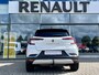 Renault Captur 1.6 E-Tech Plug-In Hybrid 160 Intens | Elektrische Stoelen | Trekhaak | Dakrails | Stoelverwarming | Groot Scherm | All Seasons | Navigatie | Climate Control | Achteruitrijcamera + Parkeersensoren | Luxe Versnellingspook | Apple CarPlay/Android Auto
