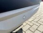 Renault Captur 1.6 E-Tech Plug-In Hybrid 160 Intens | Elektrische Stoelen | Trekhaak | Dakrails | Stoelverwarming | Groot Scherm | All Seasons | Navigatie | Climate Control | Achteruitrijcamera + Parkeersensoren | Luxe Versnellingspook | Apple CarPlay/Android Auto