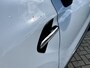 Renault Captur 1.6 E-Tech Plug-In Hybrid 160 Intens | Elektrische Stoelen | Trekhaak | Dakrails | Stoelverwarming | Groot Scherm | All Seasons | Navigatie | Climate Control | Achteruitrijcamera + Parkeersensoren | Luxe Versnellingspook | Apple CarPlay/Android Auto