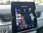 Renault Captur 1.6 E-Tech Plug-In Hybrid 160 Intens | Elektrische Stoelen | Trekhaak | Dakrails | Stoelverwarming | Groot Scherm | All Seasons | Navigatie | Climate Control | Achteruitrijcamera + Parkeersensoren | Luxe Versnellingspook | Apple CarPlay/Android Auto