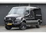 Mercedes-Benz Sprinter 4x4 319Cdi 190Pk 9G-tronic | L2H1 | Dubbele Cabine | 2x Schuifdeur | 4WD | AWD | Bullbar | Treeplanken | 18'' All Terrain | Obsidian Black
