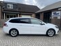 Peugeot 308 SW 1.2 PureTech Blue Lease Executive Panodak