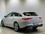 Mercedes-Benz CLA Shooting Brake 200 Business Solution Luxury | Navigatie | LM Velgen 17" | Elektrisch Glazen Panoramadak | Voorstoelen Verwarmd | Cruise Control | Airco |