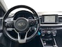 Kia Stonic 1.2 MPi ComfortPlusLine Navigator Navi  , camera , trekhaak , climate , cruise  , tel , parkeersensor , Apple Carplay/Android Auto , lm velgen .