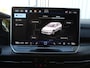 Volkswagen Golf Variant 1.5 eTSI R-Line Edition 150 pk DSG | Camera | Panoramadak | Stoel- en stuurverwarming | Keyless | LED | Adaptive cruise control