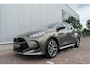 Toyota Yaris 1.5 Hybrid 130 Executive Stoel- & Stuur verwarming, HUD, Dodehoek detectie, Parkeersensoren rondom, JBL, LED, Leder met premium stof, Smart Key