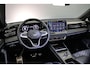 Volkswagen Tiguan R-Line Business 1.5 TSI eHybrid 204pk DSG Automaat Trekhaak, Black Style, Panoramadak, Adaptive cruise control, LED matrix koplampen, 360 camera