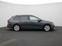 Volkswagen Golf Variant 1.5 TSI Life Edition | Apple carplay | Adaptive cruise control | Parkeersensoren | Achteruitrij Camera | Climate control | Elektrische achterklep | Park Assist |