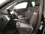 Audi A3 Sportback 40 TFSI e S-Line 204 pk S-tronic | SOH 99% | Navigatie | Panoramadak | Parkeersensoren (Park assist) | Achteruitrijcamera | Stoelverwarming | S-Line exterieur |