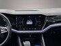 Volkswagen Touareg R 3.0 TSI eHybrid 462pk Tiptronic Trekhaak, DYN audio, Head up display, Lederen bekleding, Luchtvering, Panoramadak, Adaptive cruise control