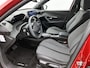 Peugeot e-2008 EV Allure 54 kWh | Facelift | Camera | Carplay | Navigatie | Climate Controle |