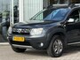 Dacia Duster 1.5 dCi S&S 4x2 Prestige | Trekhaak | Navigatie | Achteruitrijcamera | Cruise Control | Stoelverwarming | Airco | Parkeersensoren | Lichtmetaal | BT-Telefoonfunctie |