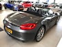Porsche Boxster 2.7 PDK Automaat/NL Auto/Lederen Sportstoelen+Stoelverwarming/20" Wielen/Navigatie/Climate Control/Parkeersensoren V+A/Bluetooth/Regensensor/Spiegelpakket/Enz..