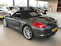 Porsche Boxster 2.7 PDK Automaat/NL Auto/Lederen Sportstoelen+Stoelverwarming/20" Wielen/Navigatie/Climate Control/Parkeersensoren V+A/Bluetooth/Regensensor/Spiegelpakket/Enz..